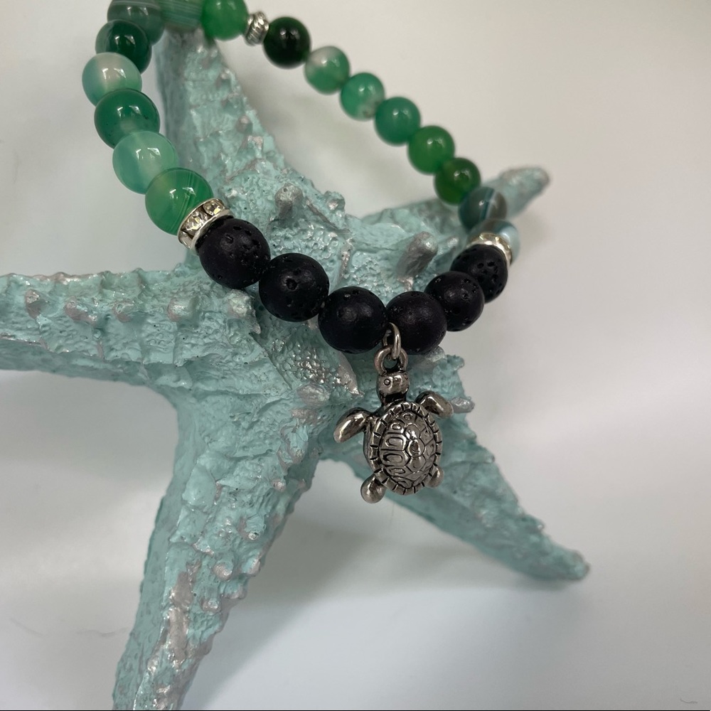 NEW Handmade Natural Stone Sea Turtle Bracelet- Green Agate and Lava Stone - Picture 2 of 7